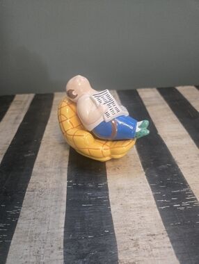 Vintage Papel Napping Man Salt And Pepper Shaker